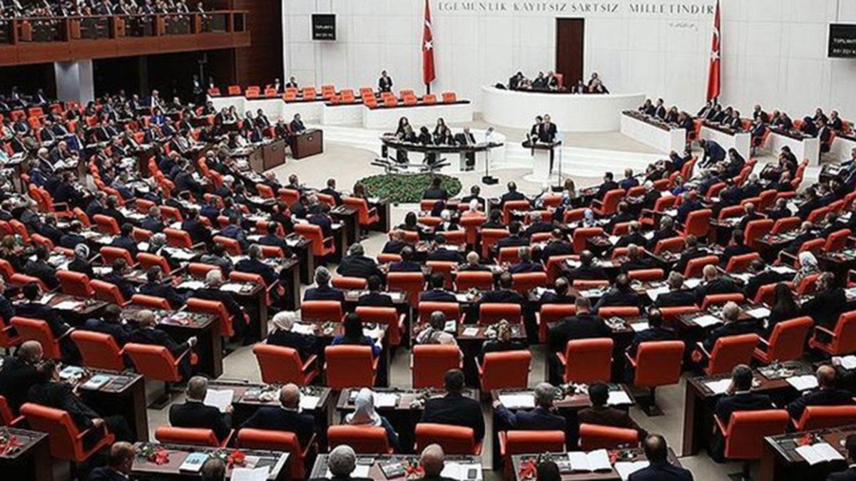Halkın Sosyal Medya Düzenlemesi Hakkında Fikir Değiştirdiğini Gösteren Anket Sonuçları