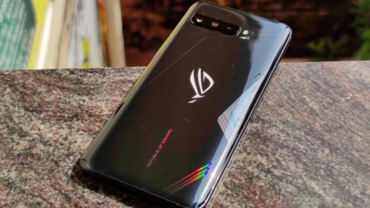 ASUS’un Oyun Bilgisayarlarını Kıskandıracak Oyuncu Telefonu ROG Phone 3 Tanıtıldı