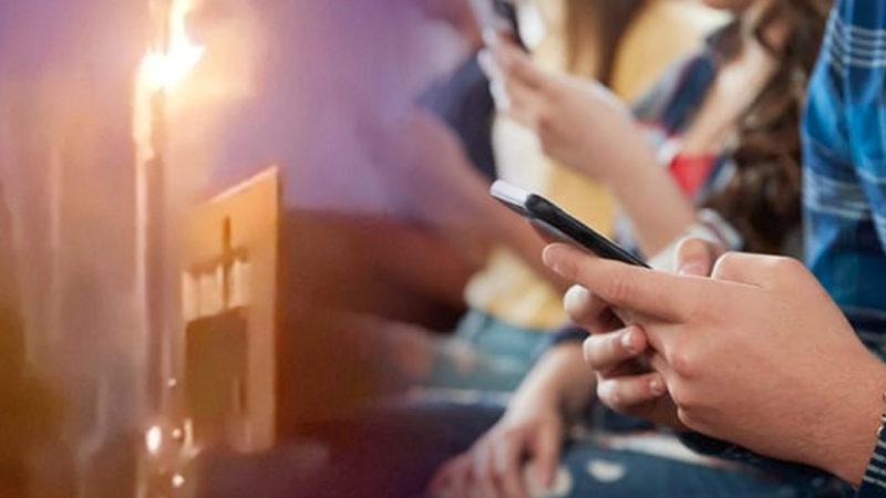 Salgın Nedeniyle 5G Kulelerinin Yakıldığı İngiltere’den Bir Sosyal Medya Düzenlemesi Gelebilir