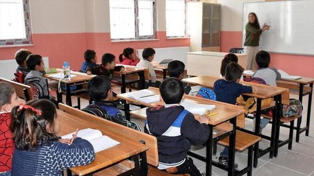 Milli Eğitim Bakanı Selçuk, Okulların Gerekli Hazırlıklar Yapılarak Açılacağını Söyledi