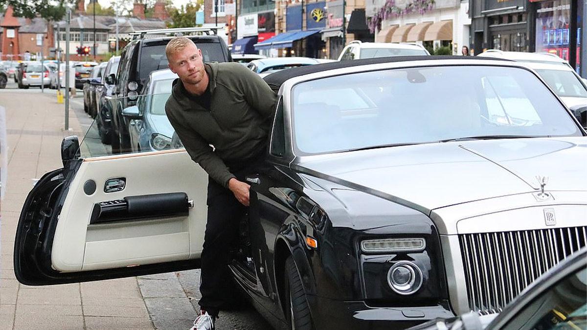 Rolls Royce Marka Arabalar Neden Bu Kadar Pahalı?