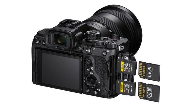 Sony A7SIII, Tam Çerçeve Aynasız Kamera Pazarının Kralı Olmaya Geliyor