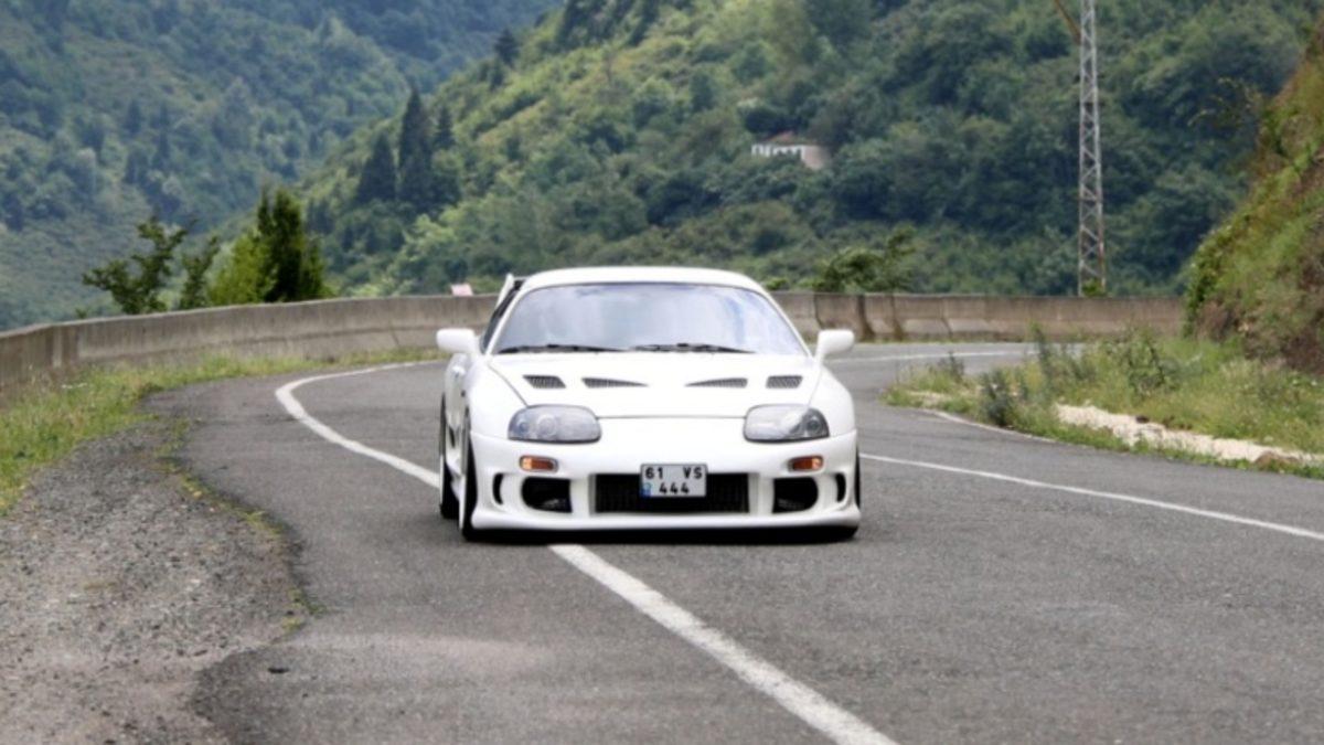 Trabzon’da 126 Bin TL’ye Alınan 1994 Toyota Supra, 700 Bin TL Masrafla 1200 Beygir Güce Ulaştı