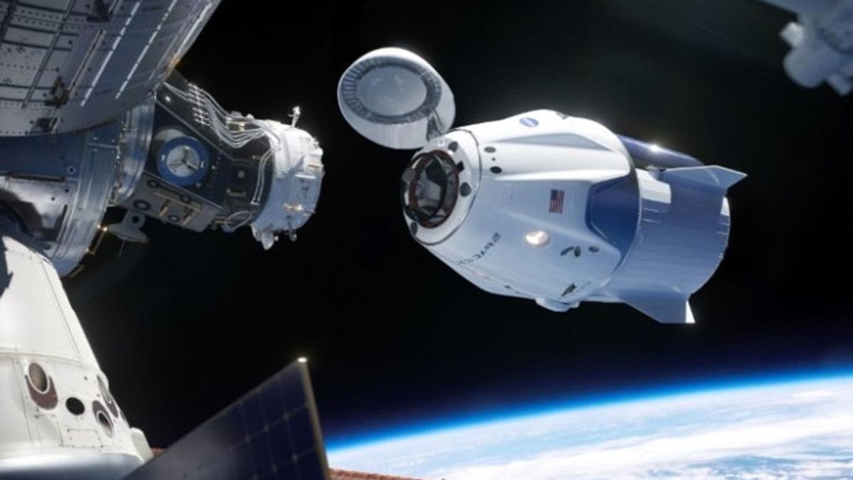 SpaceX’in Uzaya Gönderdiği Astronotlar, Yarın Dünya’ya Geri Dönüyor