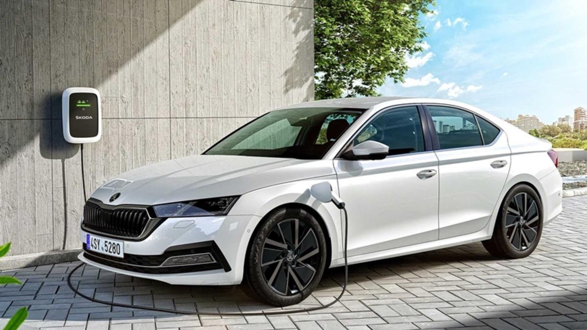 Etkileyici Tasarımıyla Dikkat Çeken 2020 Skoda Octavia Tanıtıldı