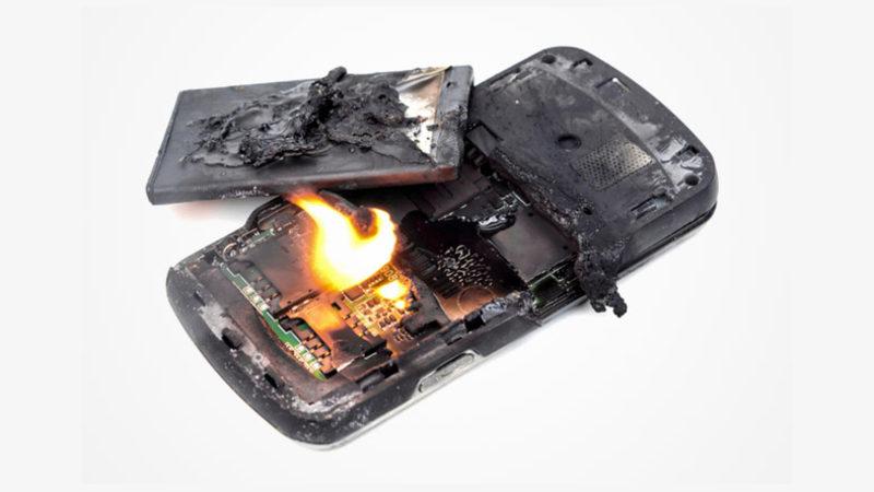 Telefonu Şarj Olurken Patlayan Bir Kişi Hayatını Kaybetti