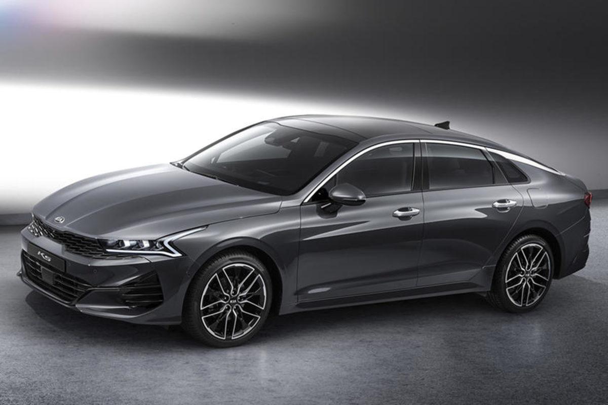 Kia’nın Yenilenen Yakışıklısı ’Optima’, Gün Yüzüne Çıktı