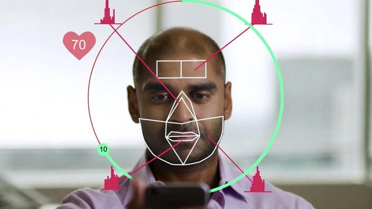 Akıllı Telefon Kullanan Yaşlıları Bekleyen En Büyük Risk: Tansiyon Uygulamaları