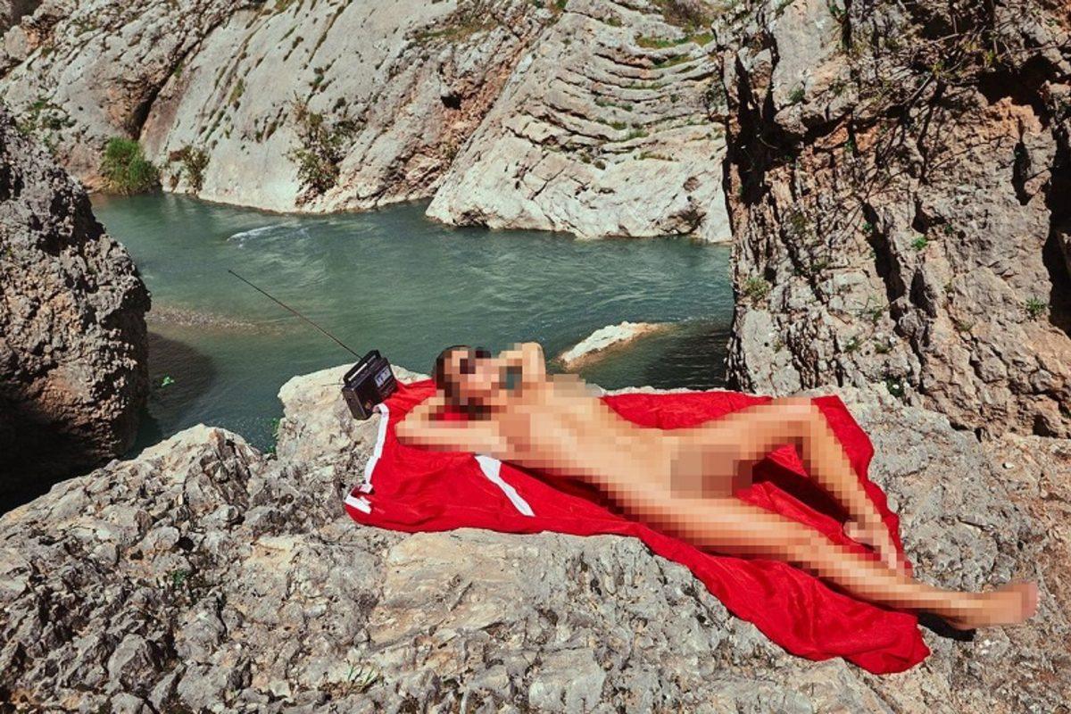 Ayasofya’da Çıplak Poz Veren Instagram Fenomeni Hakkında Soruşturma Başlatıldı