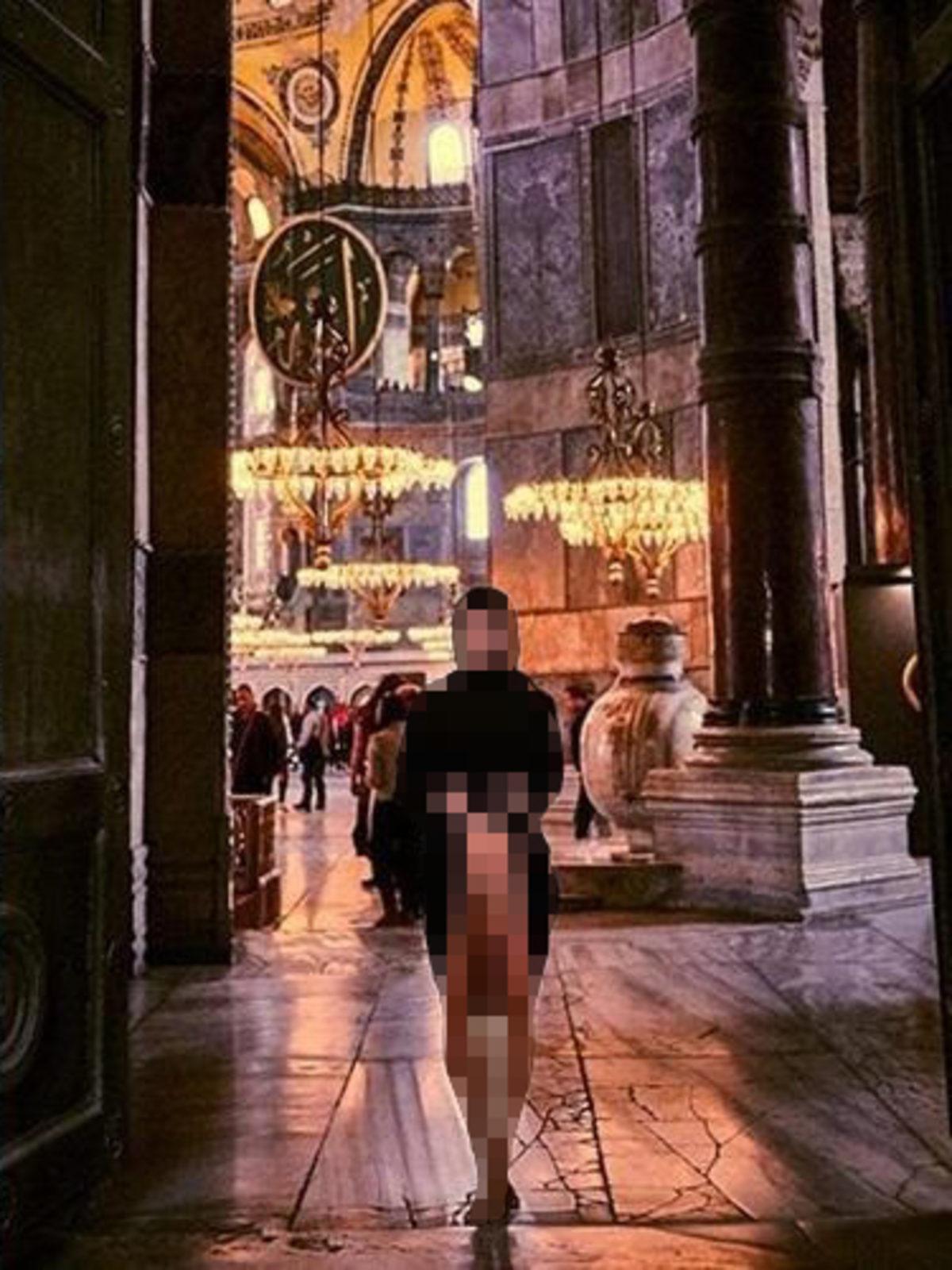 Ayasofya’da Çıplak Poz Veren Instagram Fenomeni Hakkında Soruşturma Başlatıldı