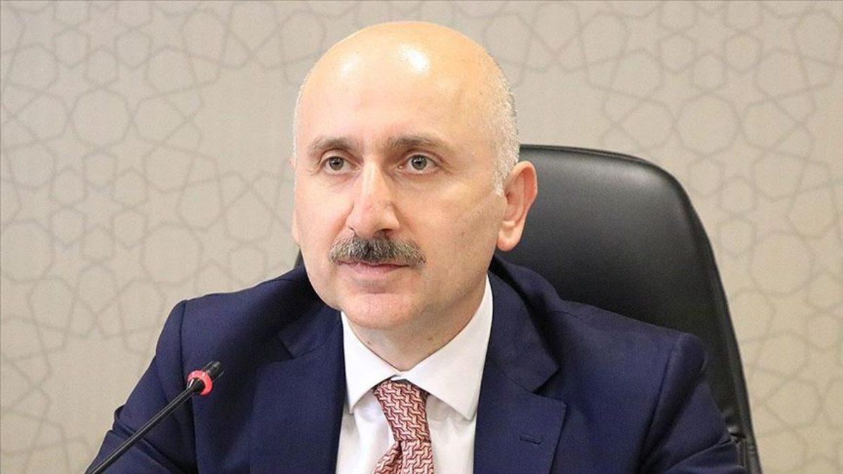 Ulaştırma ve Altyapı Bakanı: 