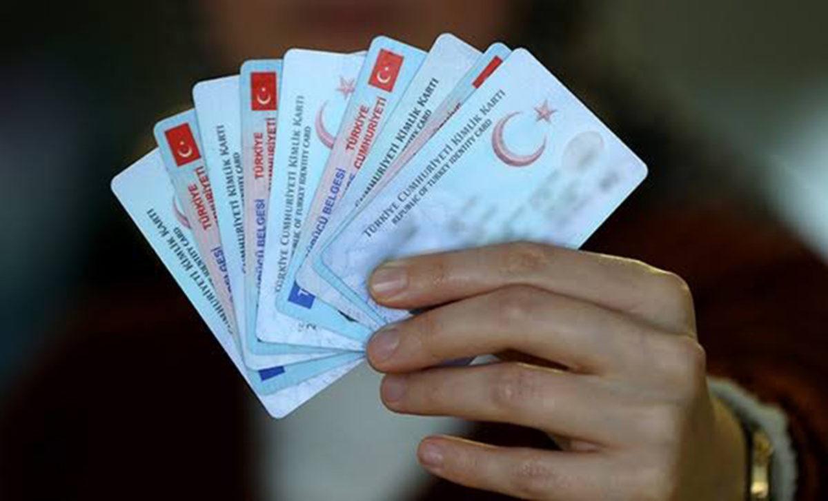 Yeni Kimliklere Bir Özellik Daha Geliyor: ATM’den Para Çekilebilecek