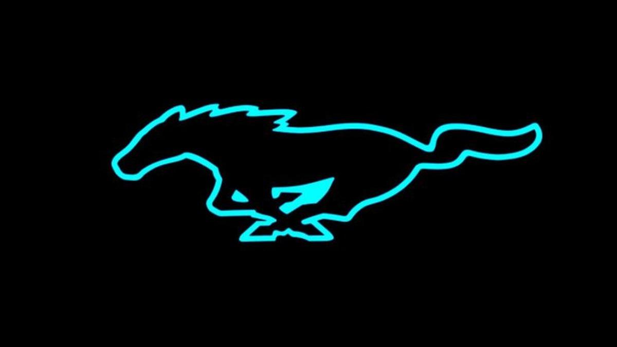 Ford’un Tamamen Elektrikli SUV’sinin Adı, Mustang Mach-E Oldu