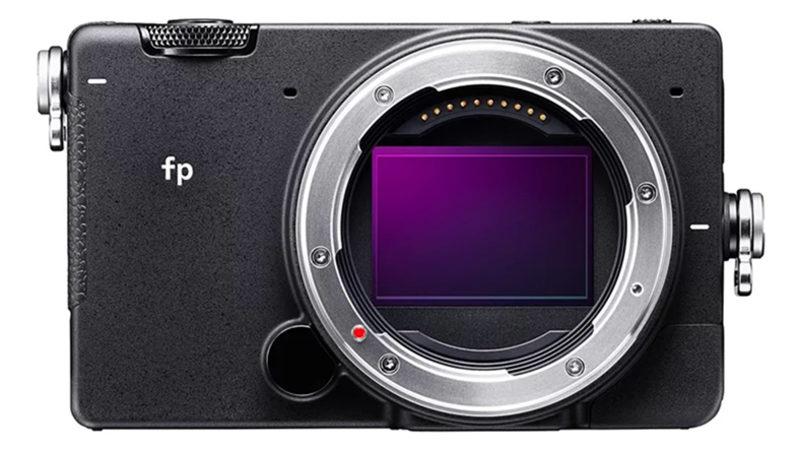 Dünyanın En Küçük ve En Hafif Aynasız Fotoğraf Makinesi Sigma FP, Tasarım Ödülü Kazandı