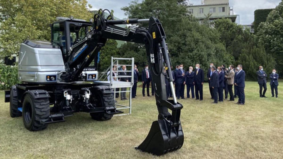 Tamamen Yerli Elektrikli İş Makinesi Görücüye Çıktı
