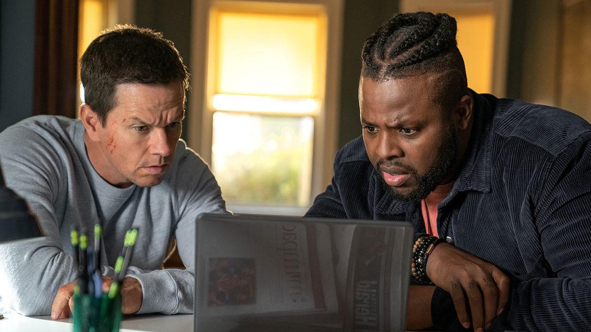 Komedi Sahneleri, Aksiyon Sahnelerinden Daha Çok Heyecanlandıran Netflix Filmi: Spenser Kanunları [İnceleme]