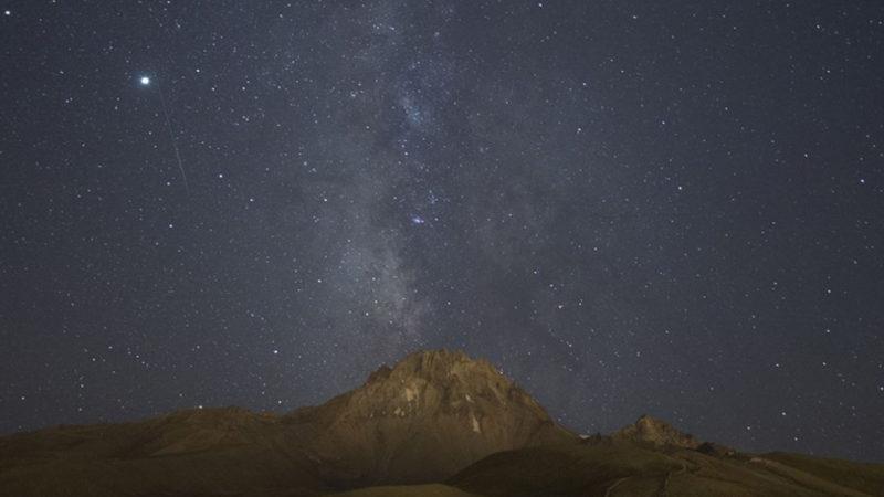 Perseid Meteor Yağmuru Ülkemizde de İzlendi: İşte Türkiye’de Çekilen Fotoğraflar