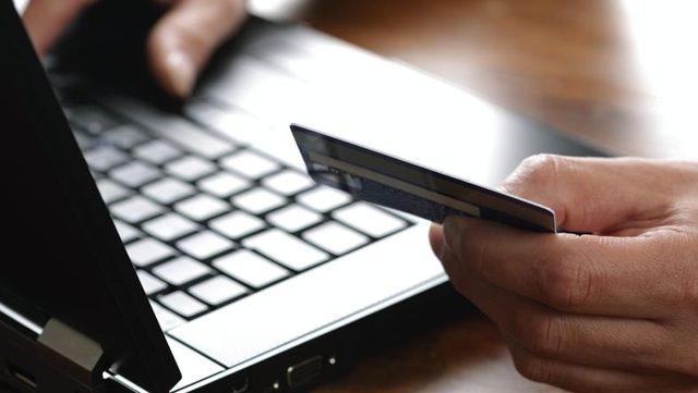 E-ticarette Fahiş Fiyat Artışlarının Önüne Geçecek Düzenleme Yürürlüğe Girdi