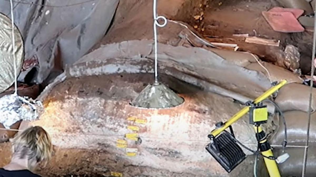 200 Bin Yıl Önce Yaşayan İnsanların Yatakta Uyudukları Keşfedildi