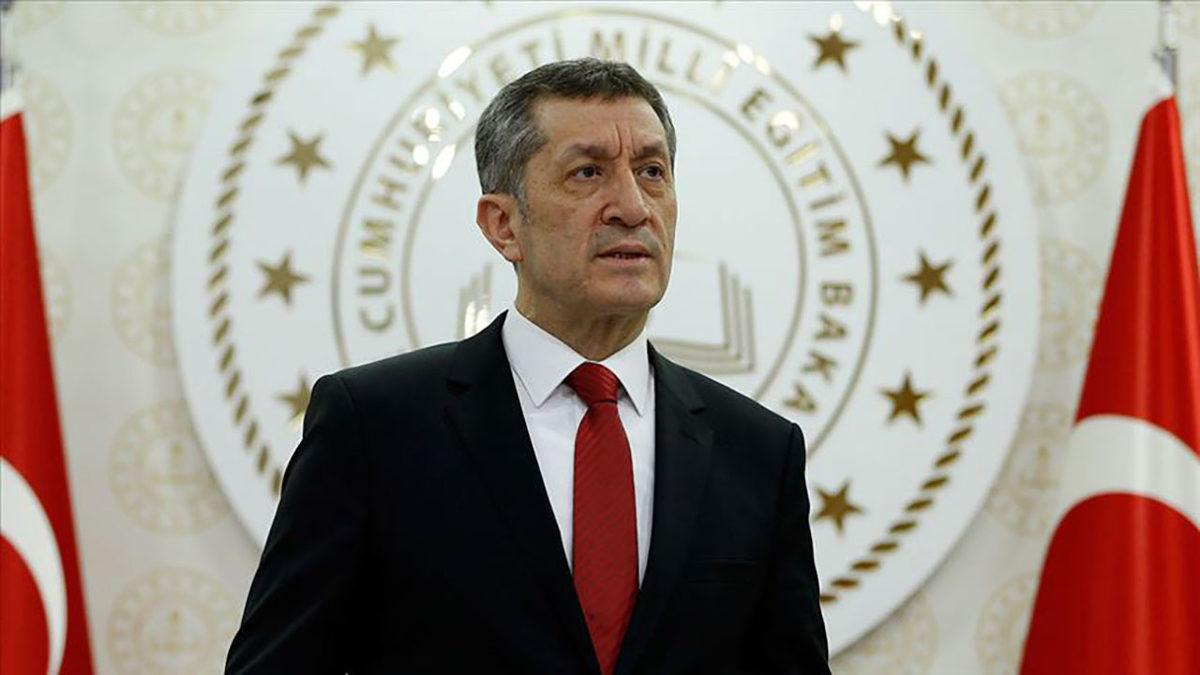 Milli Eğitim Bakanı, Okulların Açılması İçin Maske Kullanımı Konusunda Uyardı