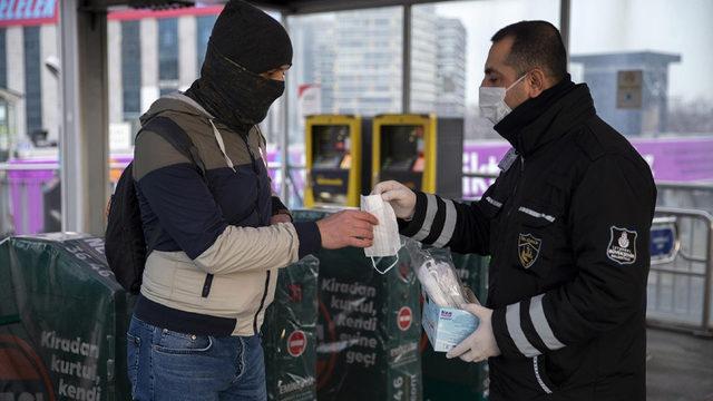 Bilim Kurulu Üyesi Prof. Dr. Taşova: Birçok Alanda Kısıtlamalara Geri Dönülebilir