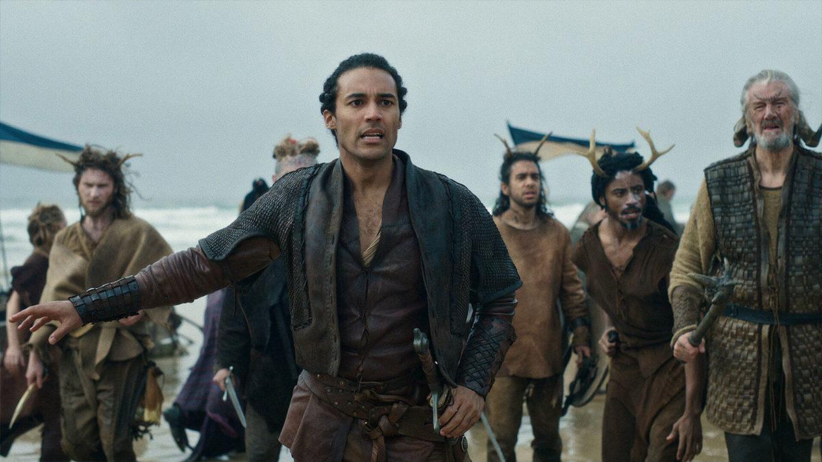 En Sevdiğiniz Yemeğin Dolapta Beklemiş Son Porsiyonu Tadında Bir Netflix Dizisi: Cursed [İnceleme]