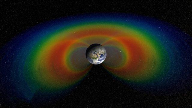 NASA, Dünya’nın Manyetik Alanındaki Çökmenin Büyüdüğünü Açıkladı