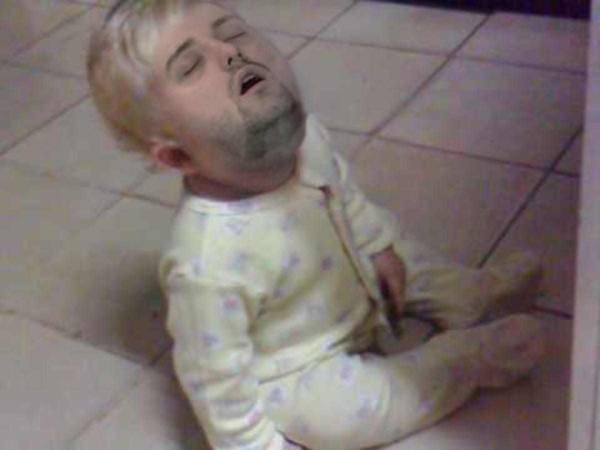 Stajının İlk Gününde Uyuyakalan Adamın Başına Gelenler