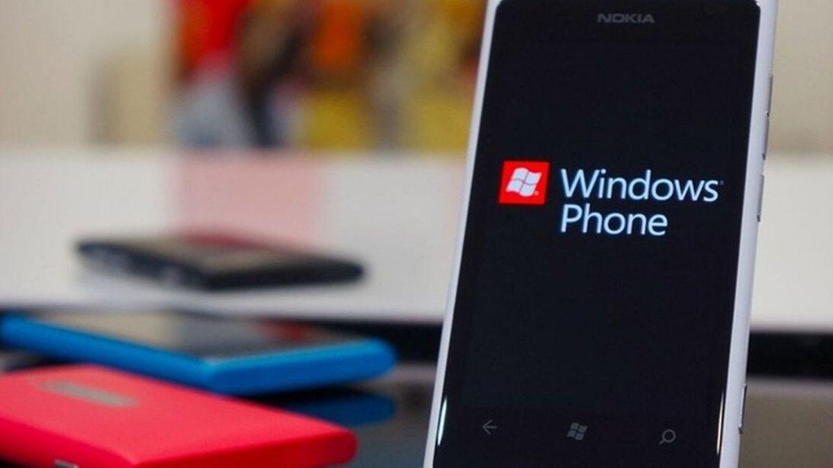 Windows Phone Neden Tarihe Karıştı? Cevap Sadece Android ve iOS Değil
