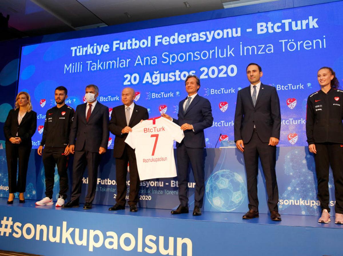 BtcTurk, Milli Futbol Takımlarının Ana Sponsoru Oldu