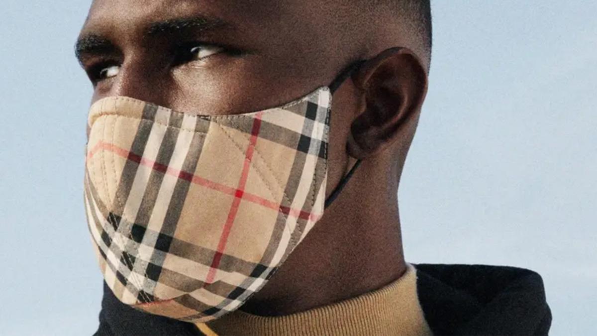 Zenginliği Simgesi Burberry, Koronavirüs Maskesi Tasarladı: İşte Fiyatı
