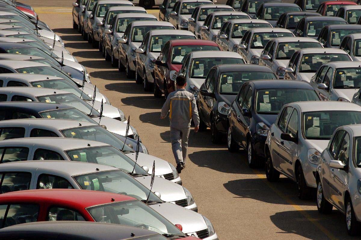 Yeni Yönetmelik, İkinci El Arabaların Fiyatını Düşürmeye Yetmedi