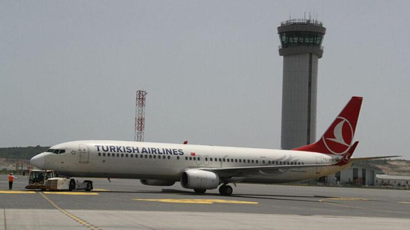 THY, Koronavirüs Nedeniyle Uçuşlardaki İkramı İptal Ettiğini Duyurdu