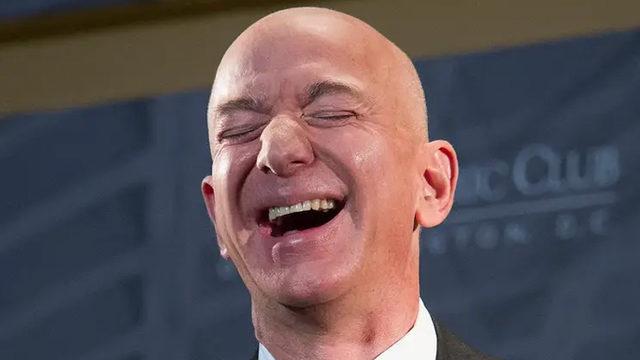 Dünyanın En Zengin İnsanı Jeff Bezos’un Net Serveti 200 Milyar Doları Aştı