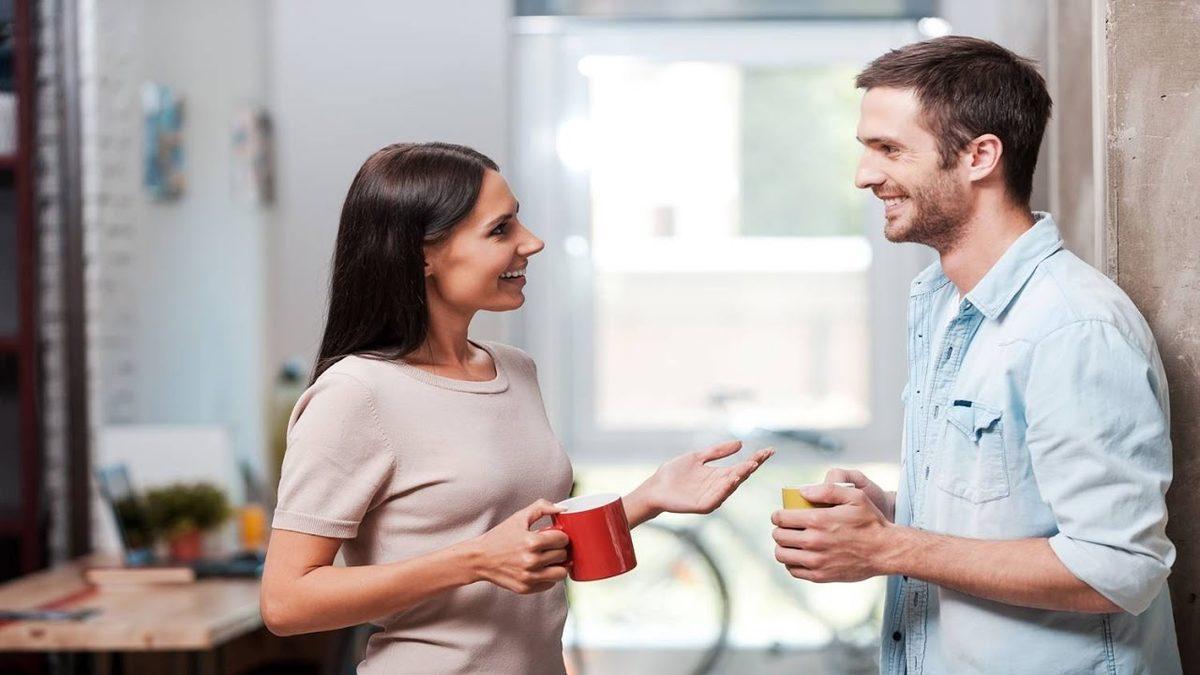 Karşısındaki İnsanı ‘Duymak’ Yerine ‘Dinleyen’ İnsanların 7 Ortak Özelliği