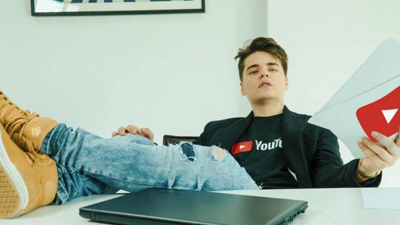 Romanyalı YouTuber’dan Ders Alınması Gereken ’Sahte Haber’ Deneyi [Video]