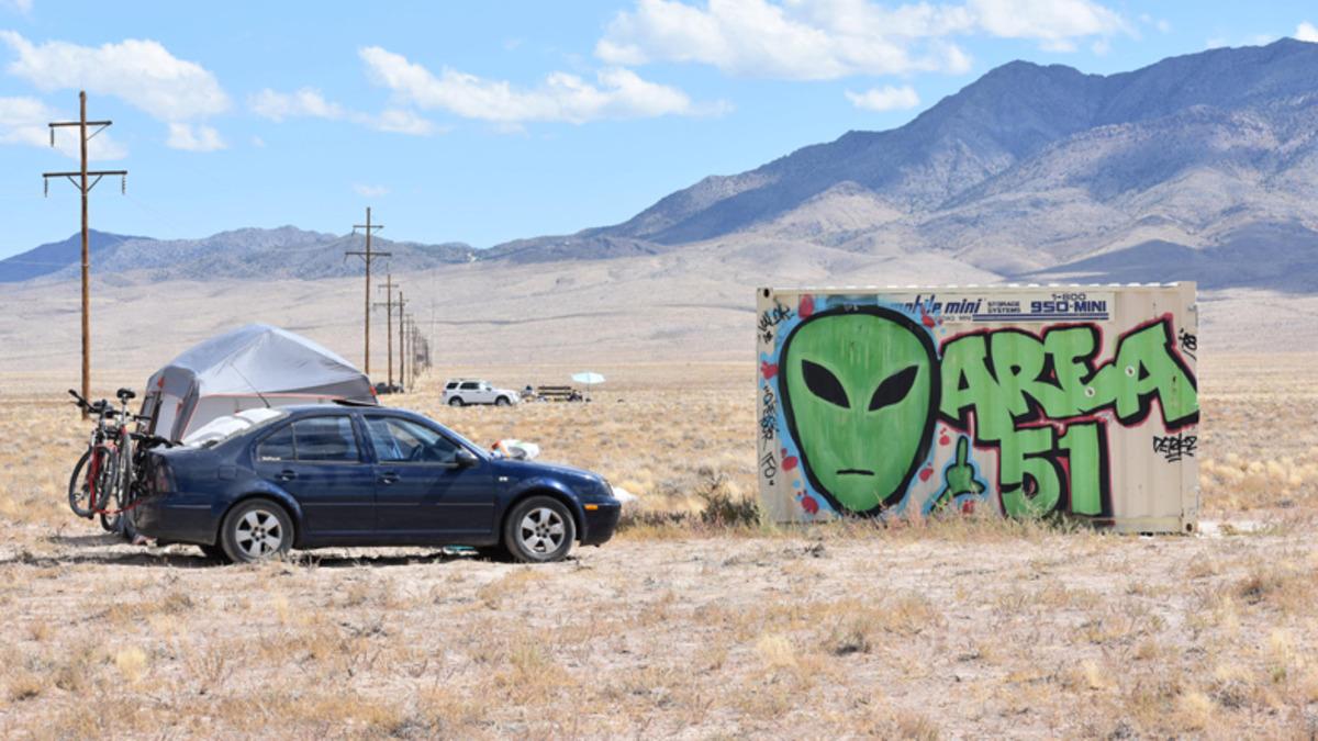 Google Haritalar’da 51. Bölge Yakınlarında Bir Yeraltı Üssü Tespit Edildi