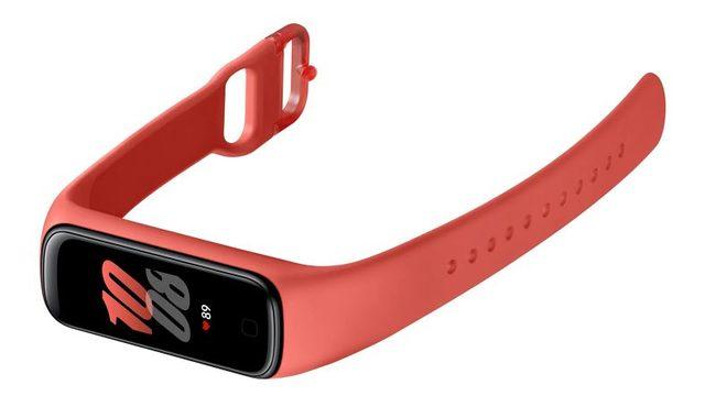 Samsung, Mi Band 5 Rakibi Akıllı Bilekliği Galaxy Fit 2’yi Duyurdu