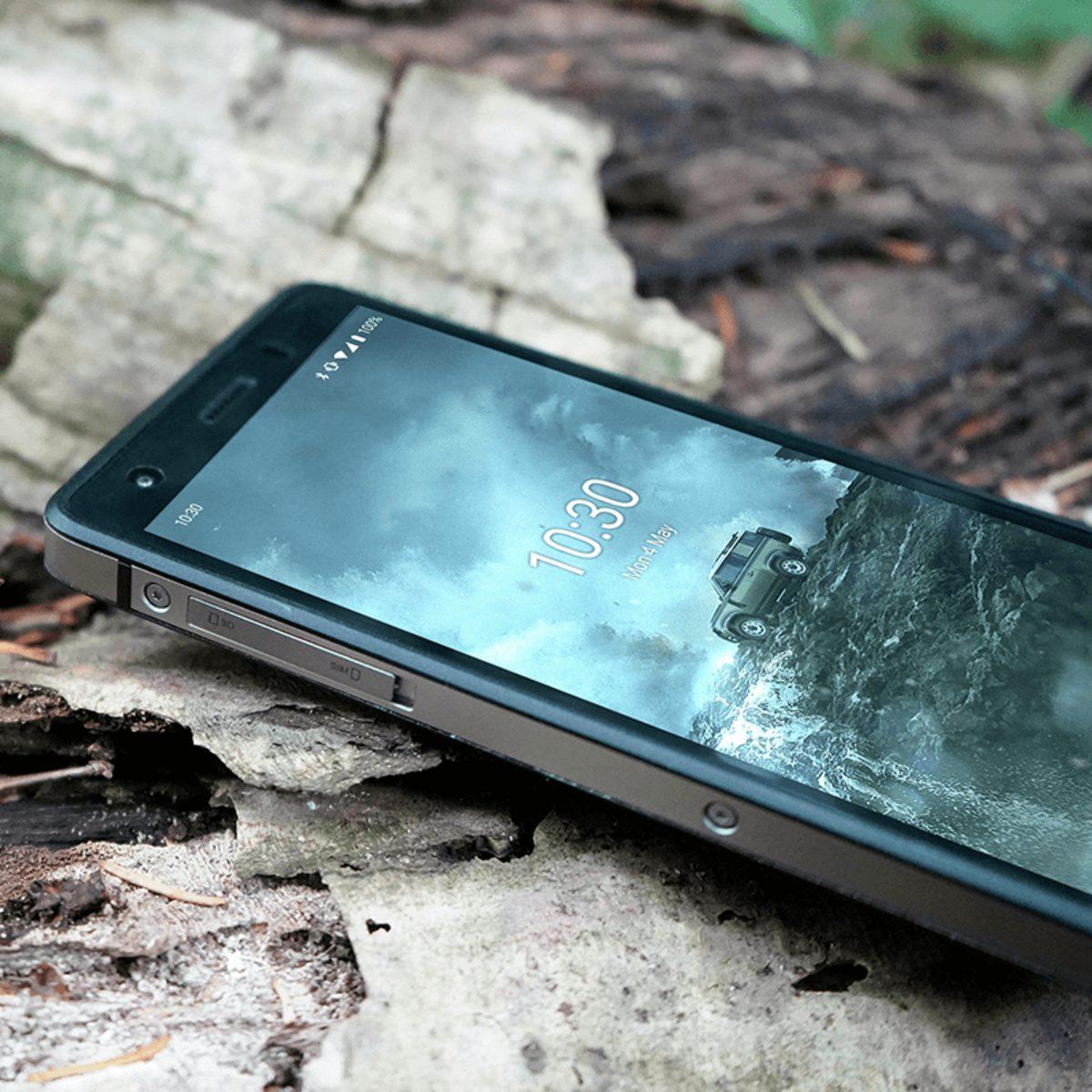 Land Rover, Ultra Dayanıklı Yeni Akıllı Telefonu Explore R’ı Duyurdu