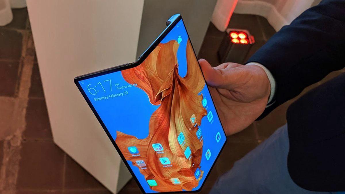 Türkiye’de Satılan Tüm Katlanabilir Telefonlar, Özellikleri ve Otomobillerle Yarışan Fiyatları