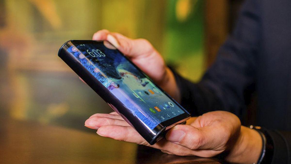 Türkiye’de Satılan Tüm Katlanabilir Telefonlar, Özellikleri ve Otomobillerle Yarışan Fiyatları