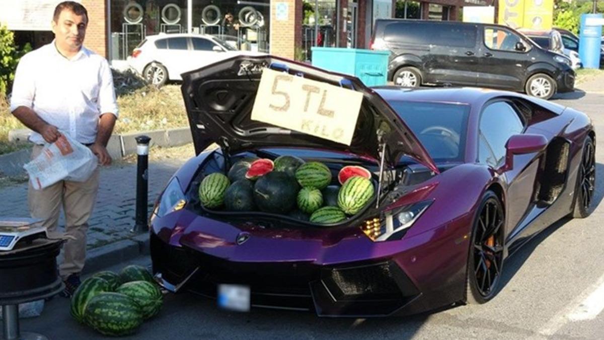 Beyoğlu’nda Bagajında Karpuz Satılan Lamborghini, 15 Gün Trafikten Men Edildi