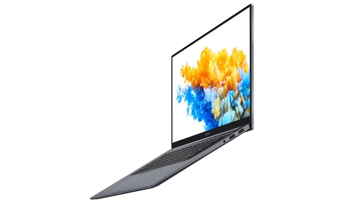 Honor, İnce Bir Gövdede Büyük Bir Ekran Sunan MagicBook Pro’yu Tanıttı