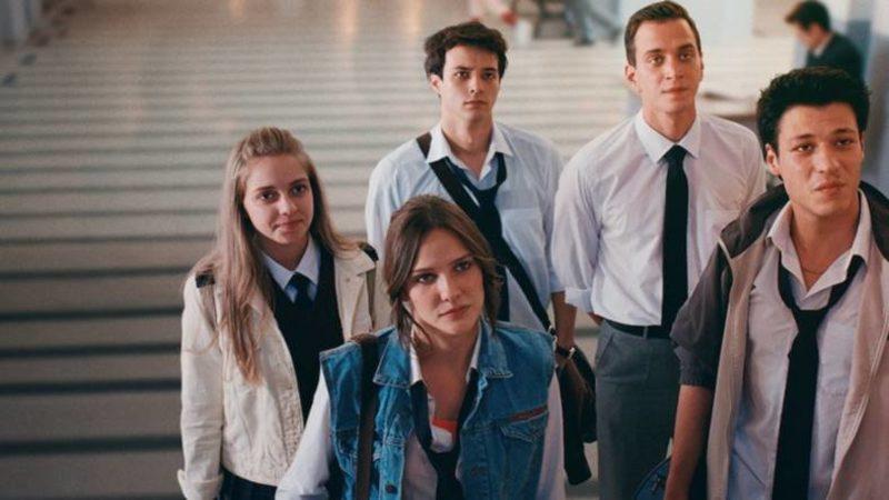 Netflix Dizisi Aşk 102’nin Üç Başrol Oyuncusunun COVID-19 Testi Pozitif Çıktı, Çekimler Durduruldu