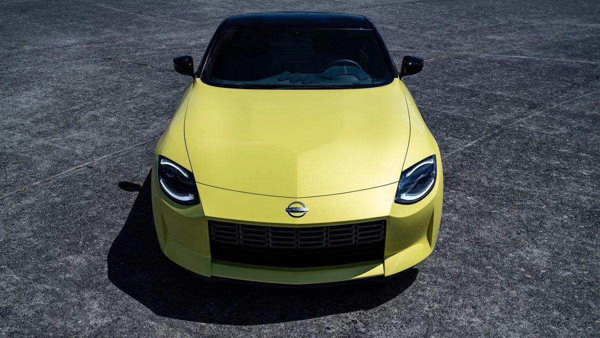 Nissan Z Proto, Klasik 240Z’ye Modern Çizgiler Getiren Tasarımıyla Tanıtıldı