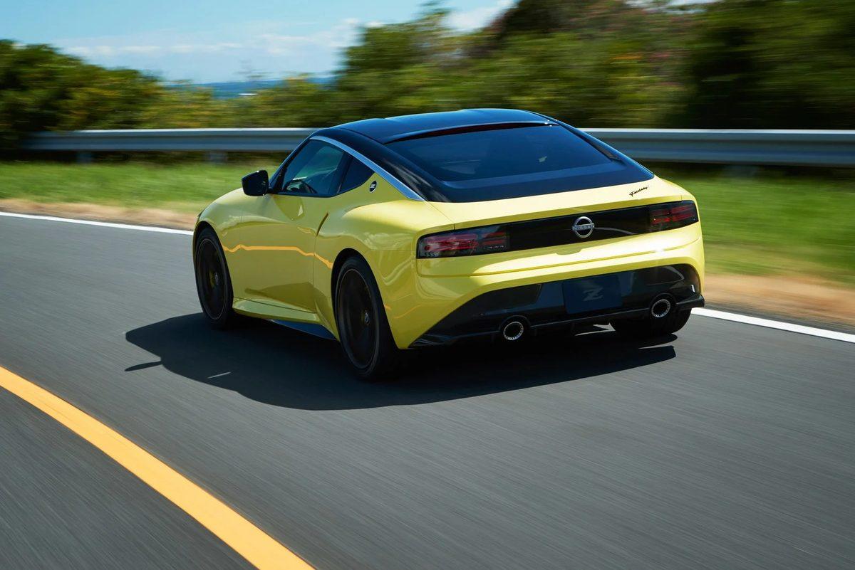 Nissan Z Proto, Klasik 240Z’ye Modern Çizgiler Getiren Tasarımıyla Tanıtıldı