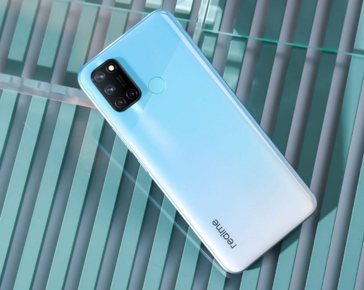 Realme, Ekranı Dışında Etkileyici Özelliklere Sahip Yeni Telefonu 7i’yi Duyurdu