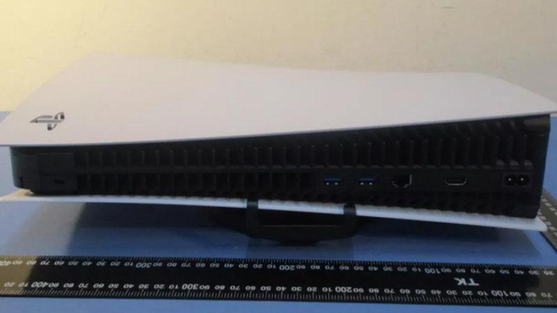 PlayStation 5’in Boyutlarını Gösteren Fotoğraflar Ortaya Çıktı