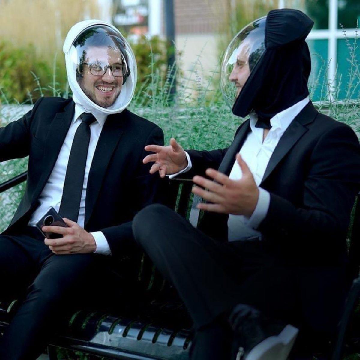 Bilim Kurgu Filmlerinden Fırlamış Gibi Görünen HEPA Filtreli Başlık: Air