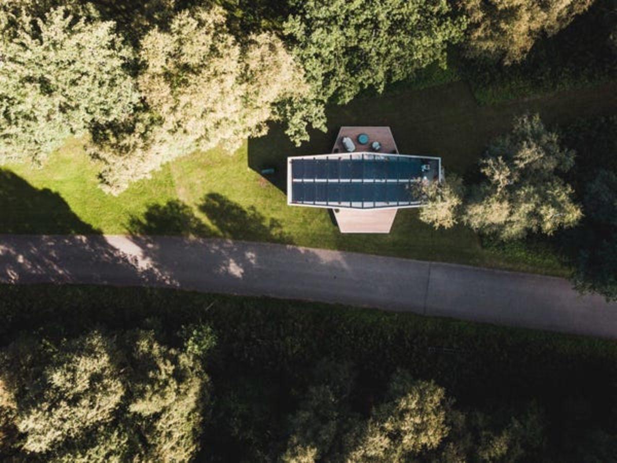 Araç Yardımıyla Taşınıp 90 Dakikada Eşyalarıyla Birlikte Kurulan Akıllı Ev: Space